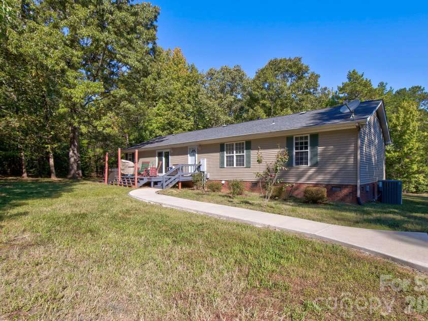 2682 Boxcar Road, Lancaster, SC 29720.  MLS# CAR4430693, YatesRealty ID 54404. 