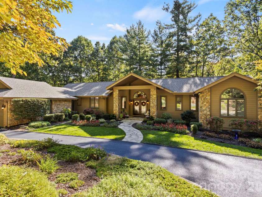 308 Kenmure Drive, Flat Rock, NC 28731.  MLS# CAR4429416, YatesRealty ID 54406. 