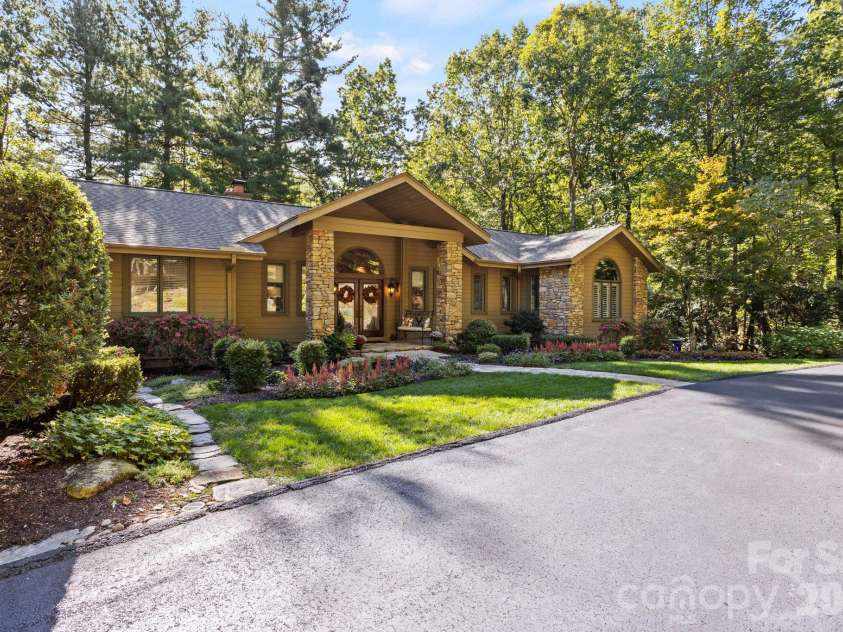 308 Kenmure Drive, Flat Rock, NC 28731.  MLS# CAR4429416, YatesRealty ID 54406. 