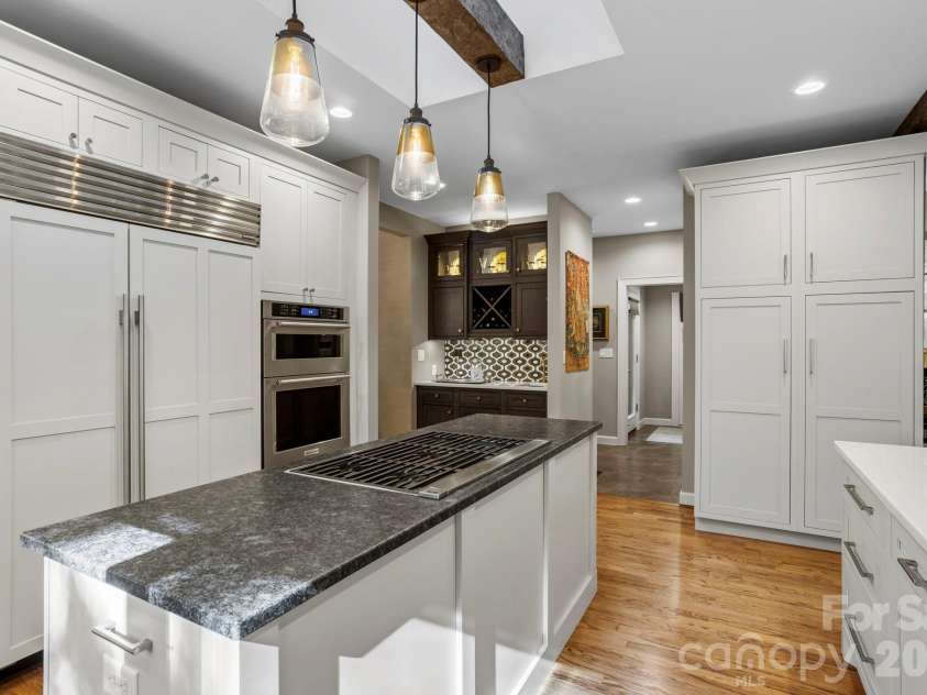 308 Kenmure Drive, Flat Rock, NC 28731.  MLS# CAR4429416, YatesRealty ID 54406. 