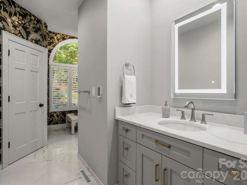308 Kenmure Drive, Flat Rock, NC 28731.  MLS# CAR4429416, YatesRealty ID 54406. 