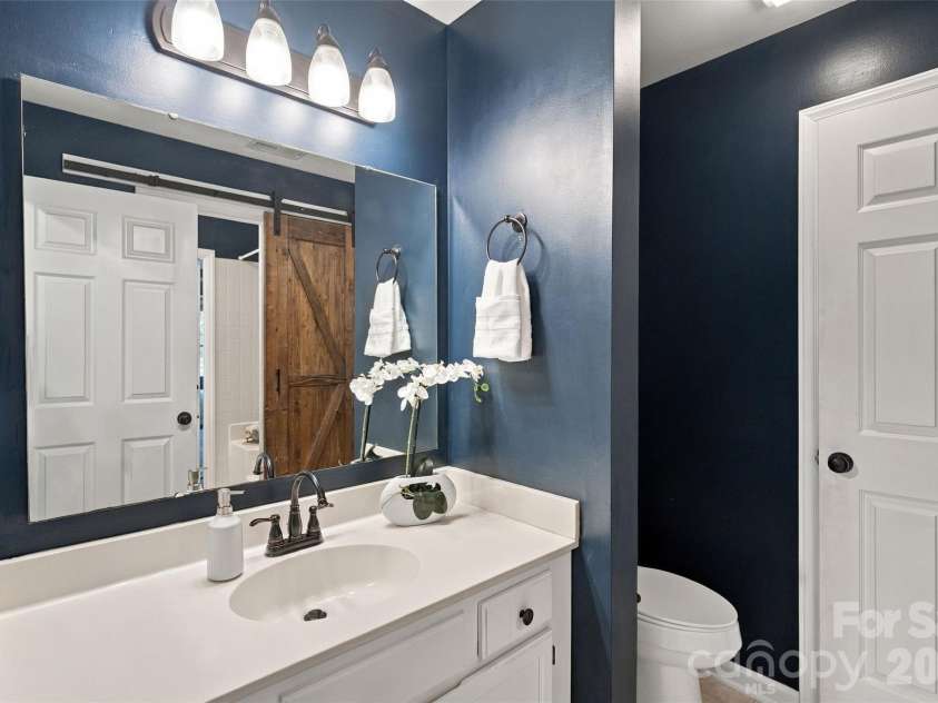 762 Marsh Road, Charlotte, NC 28209.  MLS# CAR4340120, YatesRealty ID 54407. Full bath with two separate vanity areas
