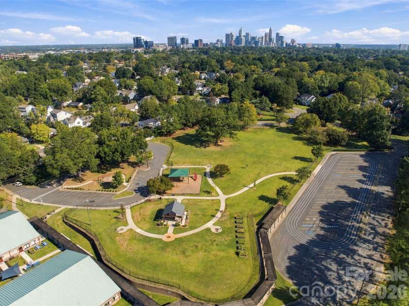 762 Marsh Road, Charlotte, NC 28209.  MLS# CAR4340120, YatesRealty ID 54407. Minutes to Sedgefield Park