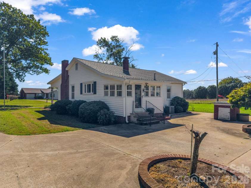495 Tiney Road, Ellenboro, NC 28040.  MLS# CAR4423190, YatesRealty ID 54409. 