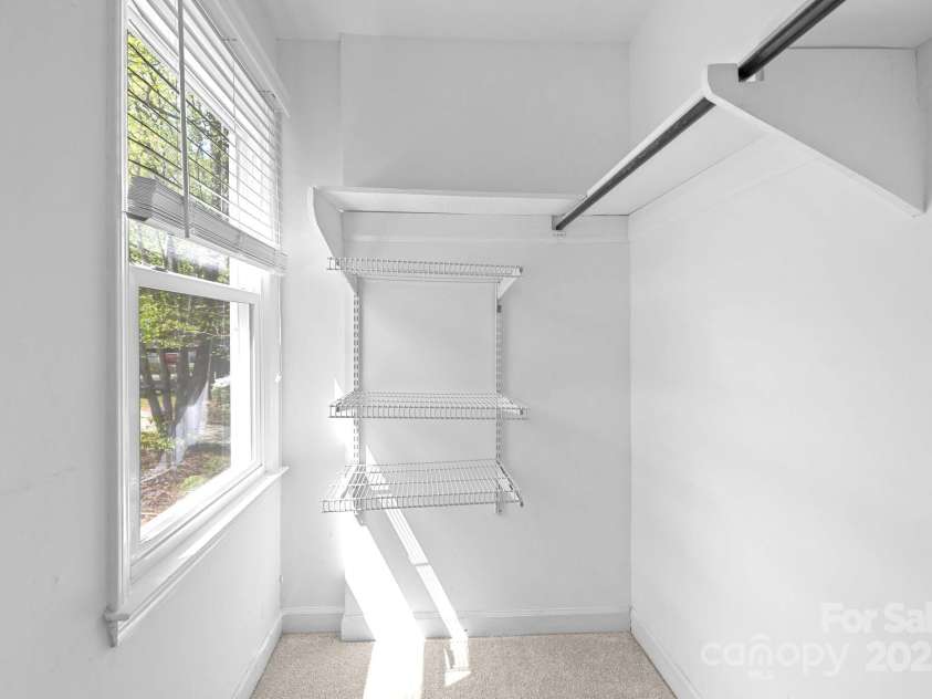 9319 Harps Mill Court, Charlotte, NC 28270.  MLS# CAR4244091, YatesRealty ID 5441. 2 walk-in closets in primary suite