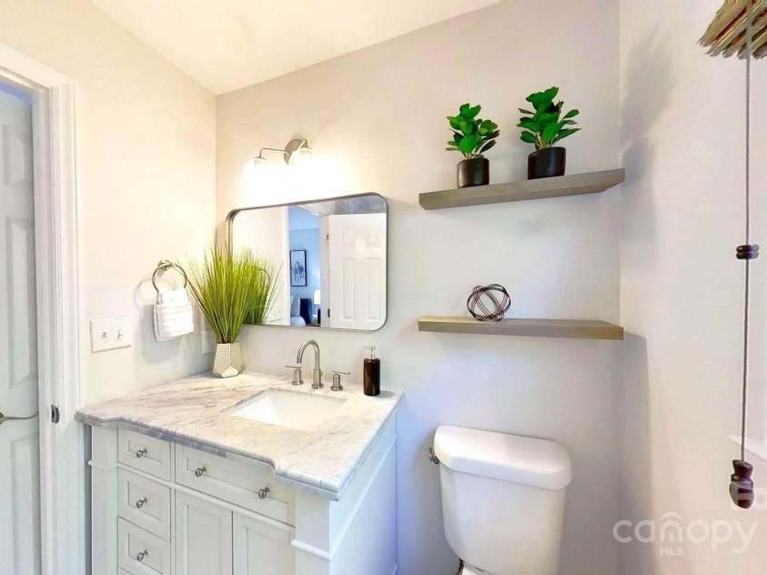 9319 Harps Mill Court, Charlotte, NC 28270.  MLS# CAR4244091, YatesRealty ID 5441. 