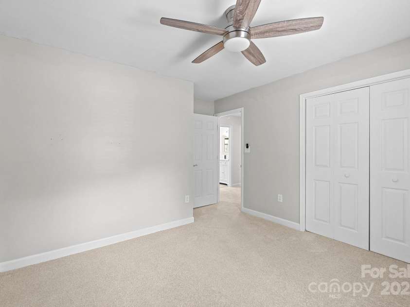 9319 Harps Mill Court, Charlotte, NC 28270.  MLS# CAR4244091, YatesRealty ID 5441. Double closet in