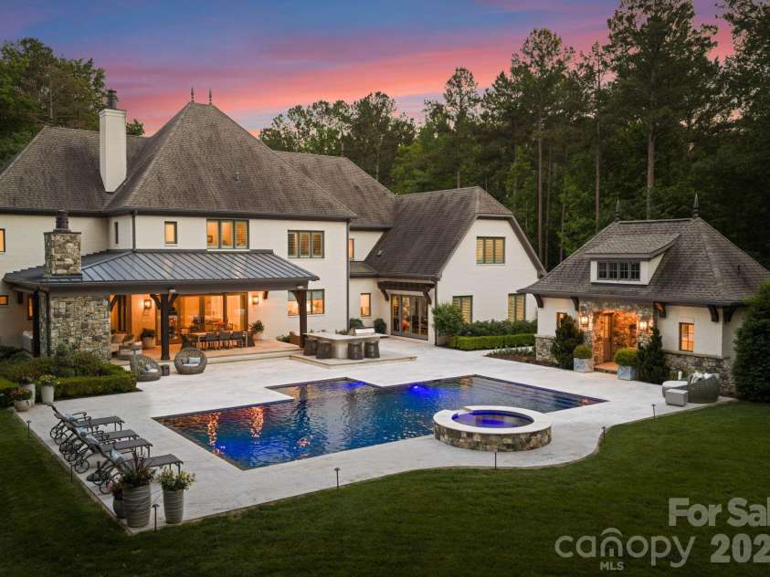 6010 Hathaway Lane, Waxhaw, NC 28173.  MLS# CAR4427935, YatesRealty ID 54410. 