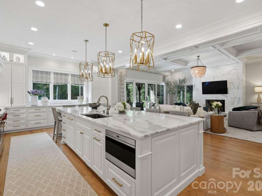 6010 Hathaway Lane, Waxhaw, NC 28173.  MLS# CAR4427935, YatesRealty ID 54410. 