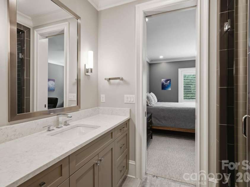 6010 Hathaway Lane, Waxhaw, NC 28173.  MLS# CAR4427935, YatesRealty ID 54410. 