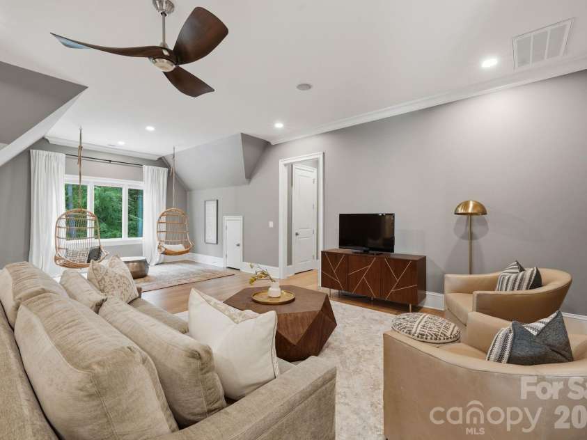 6010 Hathaway Lane, Waxhaw, NC 28173.  MLS# CAR4427935, YatesRealty ID 54410. 