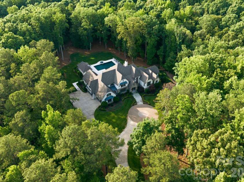 6010 Hathaway Lane, Waxhaw, NC 28173.  MLS# CAR4427935, YatesRealty ID 54410. 