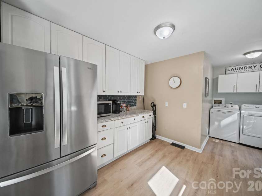 106 Brookridge Lane, Mooresville, NC 28117.  MLS# CAR4430331, YatesRealty ID 54411. 