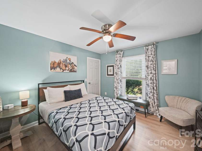 106 Brookridge Lane, Mooresville, NC 28117.  MLS# CAR4430331, YatesRealty ID 54411. 