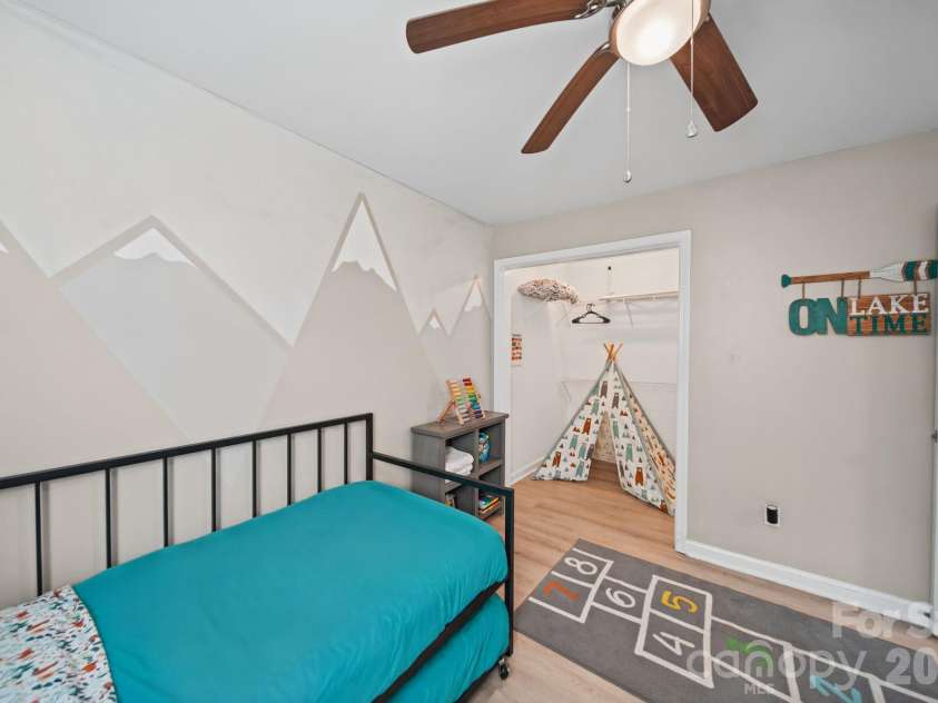 106 Brookridge Lane, Mooresville, NC 28117.  MLS# CAR4430331, YatesRealty ID 54411. 