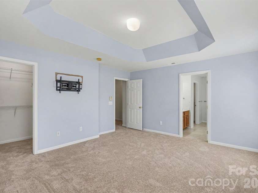 176 Snead Road, Fort Mill, SC 29715.  MLS# CAR4430217, YatesRealty ID 54412. 