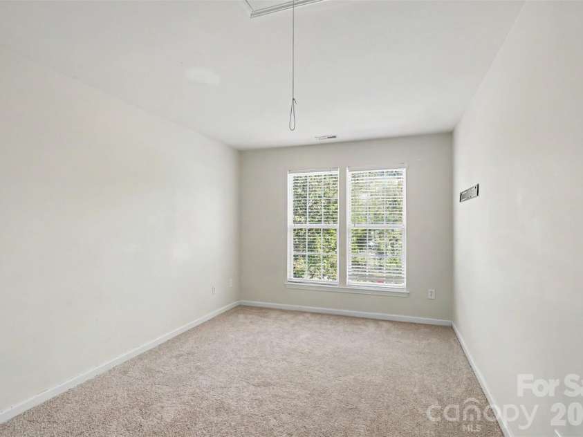 176 Snead Road, Fort Mill, SC 29715.  MLS# CAR4430217, YatesRealty ID 54412. 