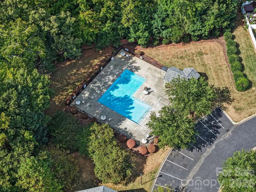 176 Snead Road, Fort Mill, SC 29715.  MLS# CAR4430217, YatesRealty ID 54412. 