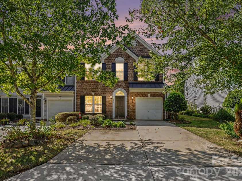 176 Snead Road, Fort Mill, SC 29715.  MLS# CAR4430217, YatesRealty ID 54412. 