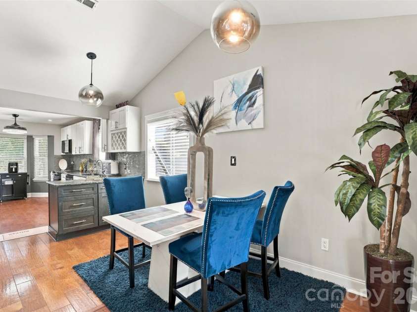5728 Ebley Loop, Charlotte, NC 28227.  MLS# CAR4430719, YatesRealty ID 54413. 