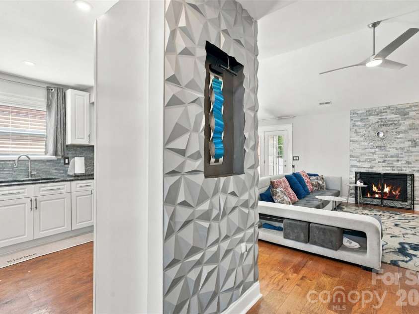 5728 Ebley Loop, Charlotte, NC 28227.  MLS# CAR4430719, YatesRealty ID 54413. 