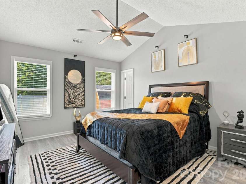 5728 Ebley Loop, Charlotte, NC 28227.  MLS# CAR4430719, YatesRealty ID 54413. 