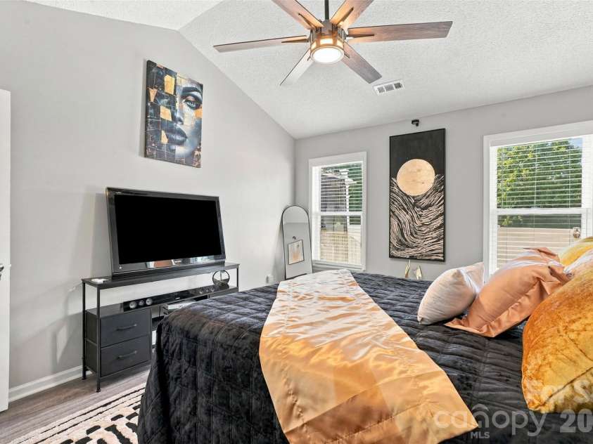 5728 Ebley Loop, Charlotte, NC 28227.  MLS# CAR4430719, YatesRealty ID 54413. 