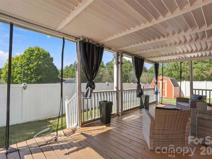 5728 Ebley Loop, Charlotte, NC 28227.  MLS# CAR4430719, YatesRealty ID 54413. 