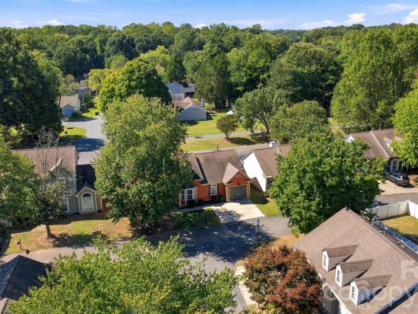 5728 Ebley Loop, Charlotte, NC 28227.  MLS# CAR4430719, YatesRealty ID 54413. 