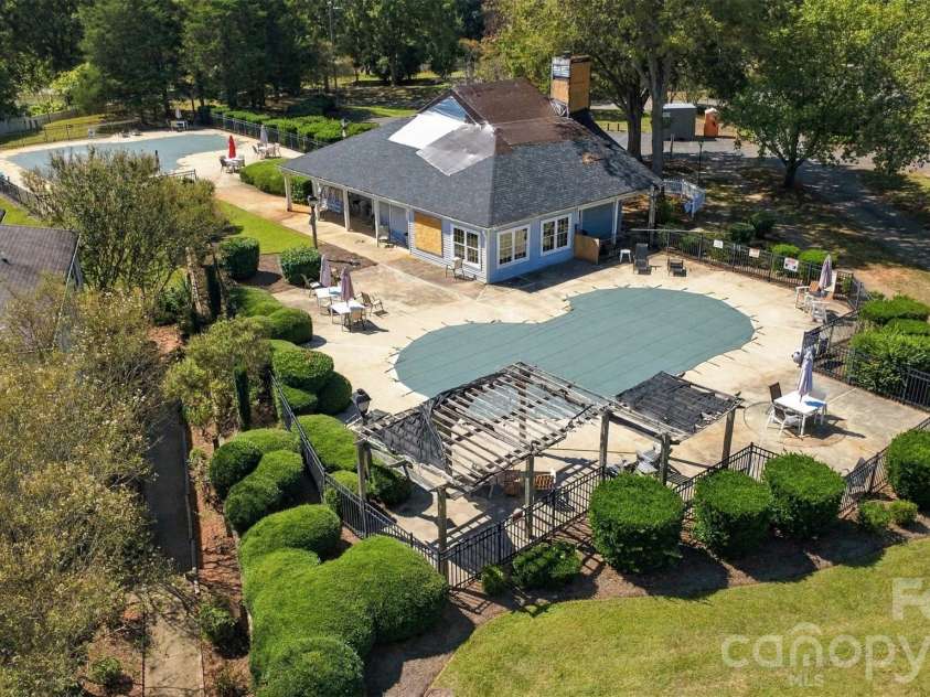 5728 Ebley Loop, Charlotte, NC 28227.  MLS# CAR4430719, YatesRealty ID 54413. 