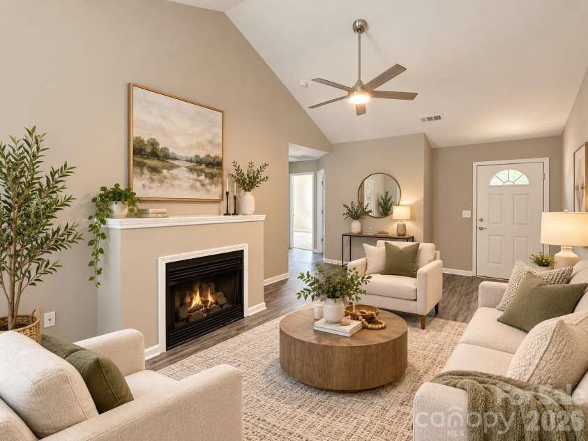5430 Peachwood Drive, Charlotte, NC 28216.  MLS# CAR4429277, YatesRealty ID 54415. 