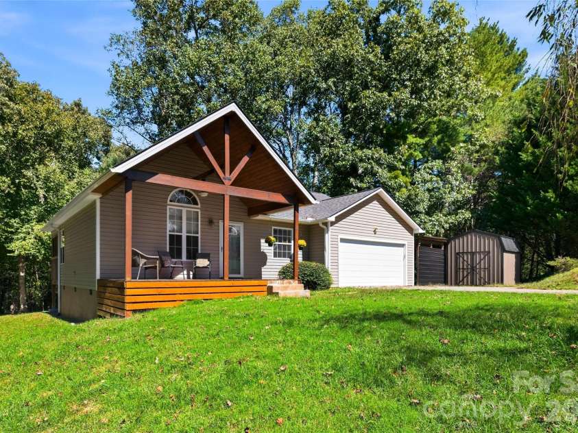 8 Maltese Lane, Weaverville, NC 28787.  MLS# CAR4430513, YatesRealty ID 54416. Welcome home!