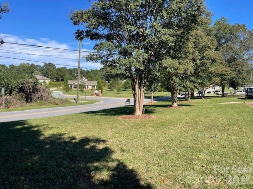 417 Gold Hill Drive, Salisbury, NC 28146.  MLS# CAR4430781, YatesRealty ID 54418. Front side view to street