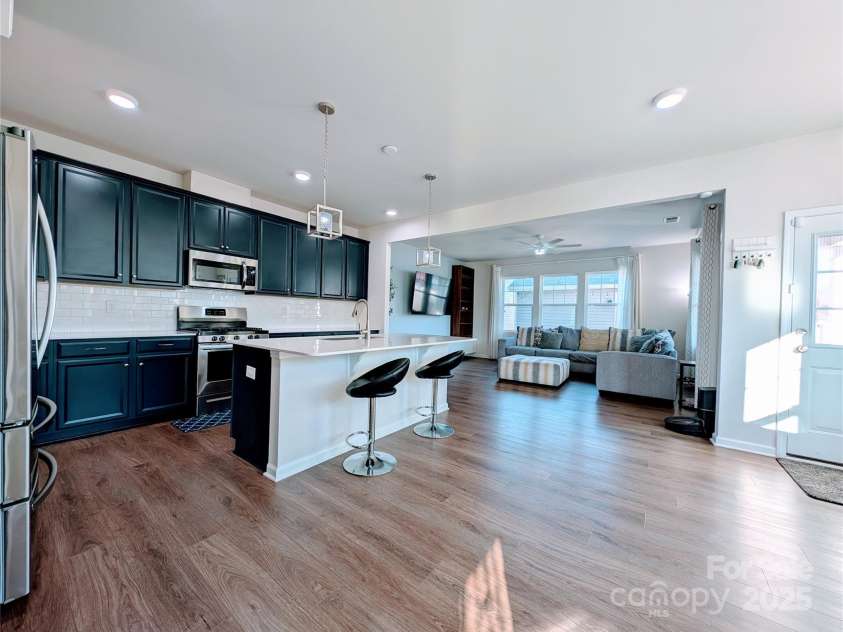12712 Wandering Brook Drive, Charlotte, NC 28273.  MLS# CAR4220189, YatesRealty ID 5442. 