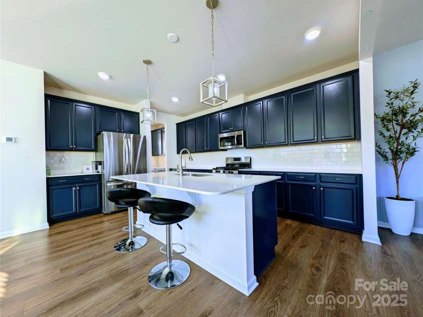 12712 Wandering Brook Drive, Charlotte, NC 28273.  MLS# CAR4220189, YatesRealty ID 5442. 