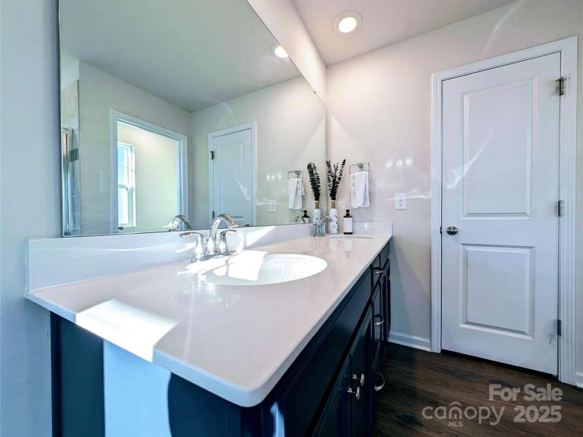 12712 Wandering Brook Drive, Charlotte, NC 28273.  MLS# CAR4220189, YatesRealty ID 5442. 