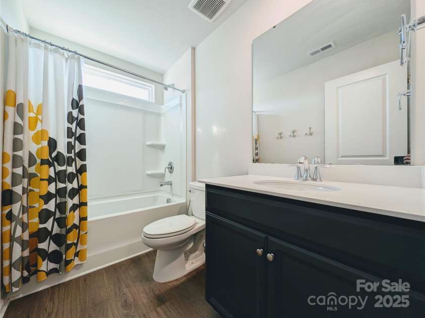 12712 Wandering Brook Drive, Charlotte, NC 28273.  MLS# CAR4220189, YatesRealty ID 5442. 