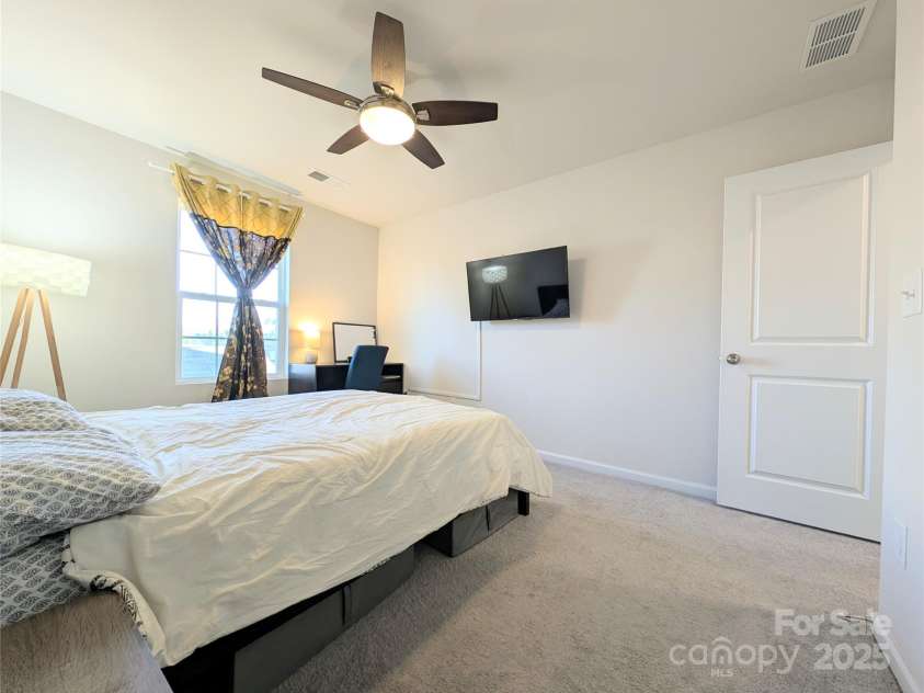 12712 Wandering Brook Drive, Charlotte, NC 28273.  MLS# CAR4220189, YatesRealty ID 5442. 