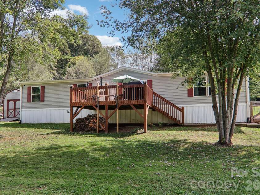 4 Sweet Birch Drive, Alexander, NC 28701.  MLS# CAR4358459, YatesRealty ID 5442. 