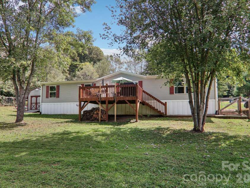 4 Sweet Birch Drive, Alexander, NC 28701.  MLS# CAR4358459, YatesRealty ID 5442. 