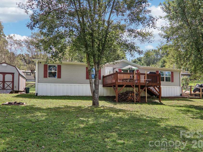 4 Sweet Birch Drive, Alexander, NC 28701.  MLS# CAR4358459, YatesRealty ID 5442. 