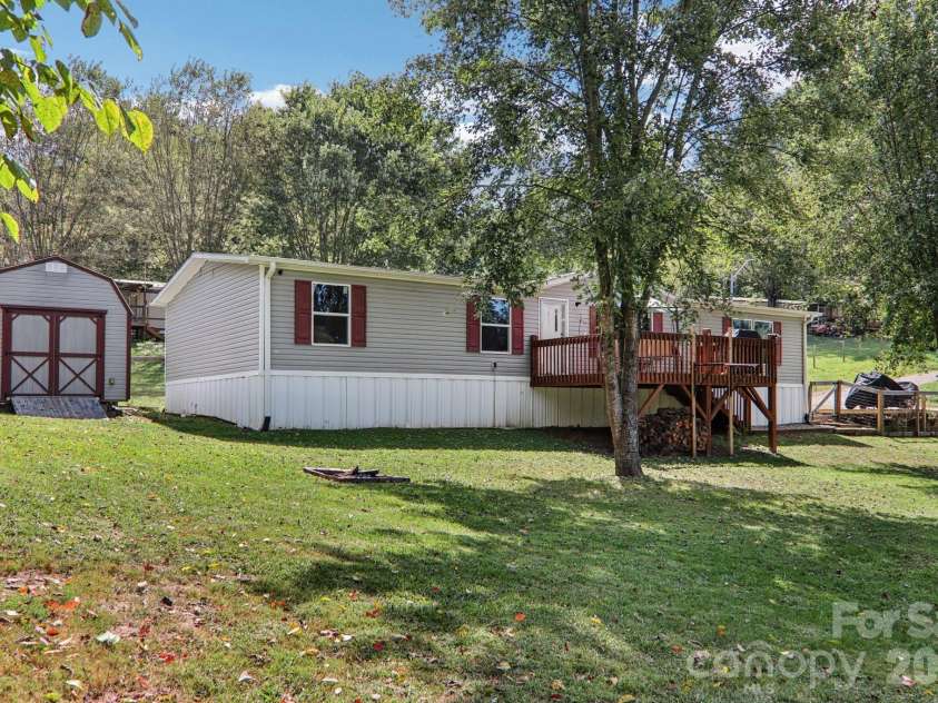 4 Sweet Birch Drive, Alexander, NC 28701.  MLS# CAR4358459, YatesRealty ID 5442. 