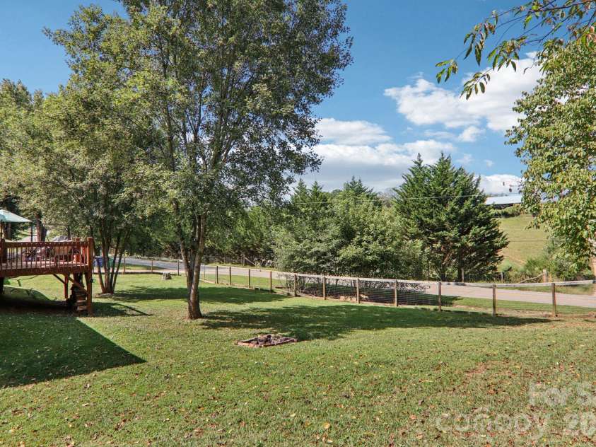 4 Sweet Birch Drive, Alexander, NC 28701.  MLS# CAR4358459, YatesRealty ID 5442. 