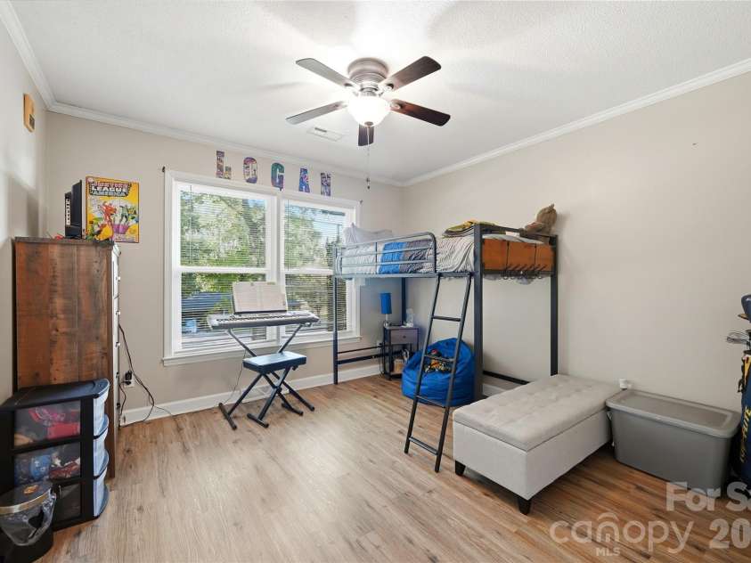 718 Hoke Street, Lincolnton, NC 28092.  MLS# CAR4430545, YatesRealty ID 54420. 