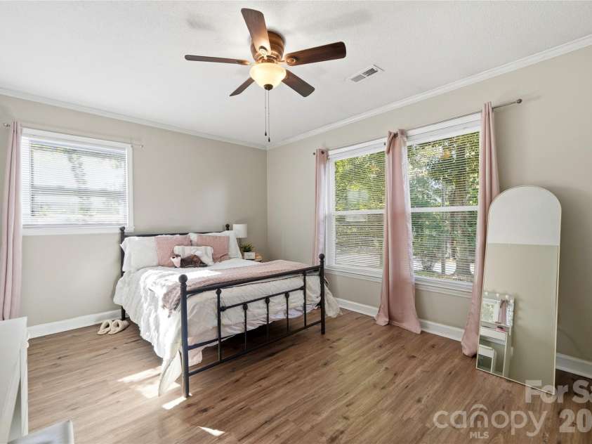 718 Hoke Street, Lincolnton, NC 28092.  MLS# CAR4430545, YatesRealty ID 54420. 