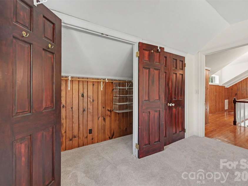 1301 Pinecrest Avenue, Charlotte, NC 28205.  MLS# CAR4424665, YatesRealty ID 54421. 