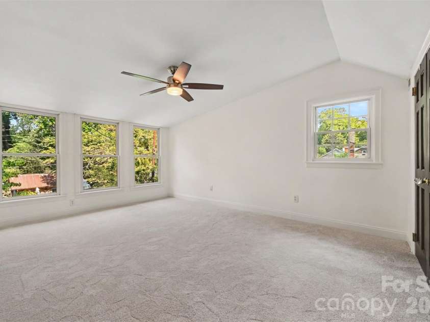 1301 Pinecrest Avenue, Charlotte, NC 28205.  MLS# CAR4424665, YatesRealty ID 54421. Primary Bedroom