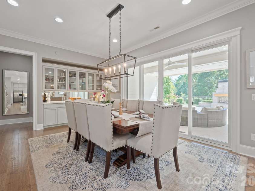 525 Vintage Creek Drive, Matthews, NC 28104.  MLS# CAR4430599, YatesRealty ID 54422. 