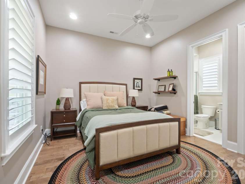 525 Vintage Creek Drive, Matthews, NC 28104.  MLS# CAR4430599, YatesRealty ID 54422. 