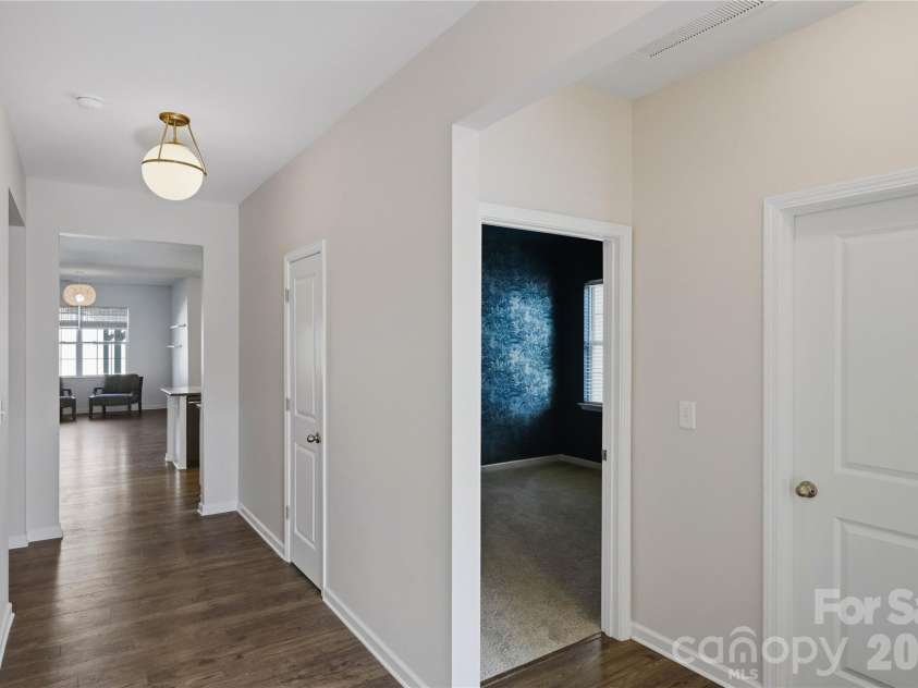146 Cromwell Drive, Mooresville, NC 28115.  MLS# CAR4430306, YatesRealty ID 54426. 